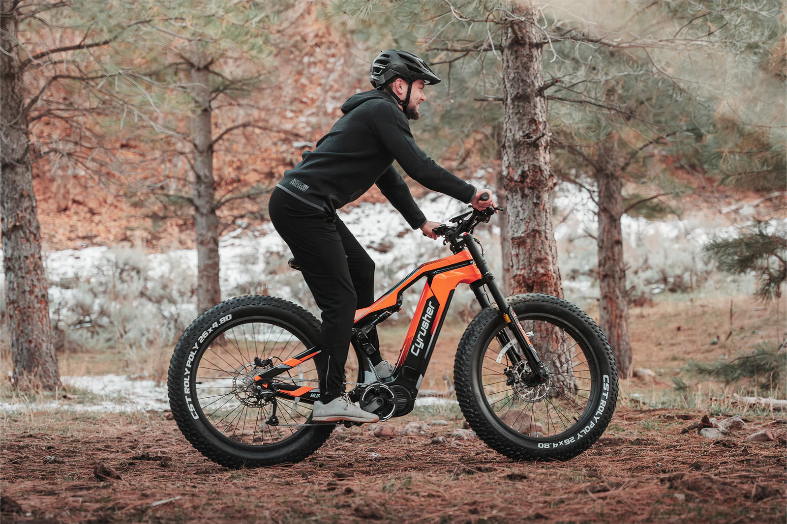 Cyrusher Hurricane karbonové elektrokolo Fatbike se středním pohonem 160Nm bílé